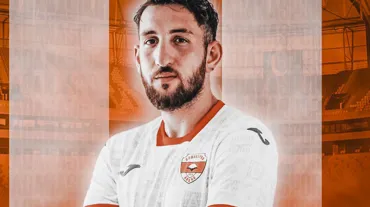 Galatasaray'ın eski futbolcusu, Adanaspor'a transfer oldu