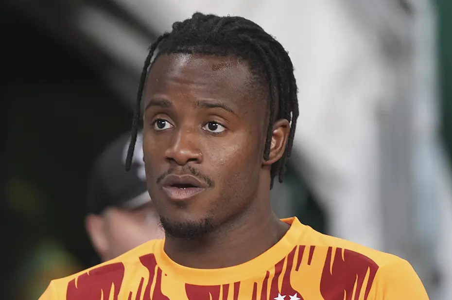 Michy Batshuayi'nin yeni takımından alacağı maaş şaşırttı - 4 Michy Batshuayi'nin yeni takımından alacağı maaş şaşırttı - 4