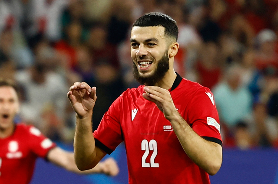 Galatasaray'ın Mikautadze teklifi: Lyon'dan yanıt geldi