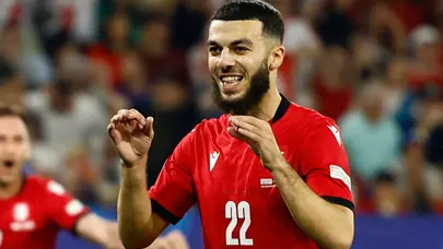 Galatasaray'ın Mikautadze teklifi: Lyon'dan yanıt geldi