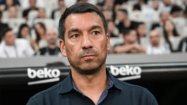 Giovanni van Bronckhorst'tan galibiyet yorumu ve transfer yanıtı