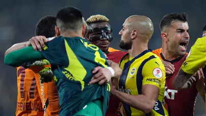 "Derbideki kavgalara ağır fatura" | Sporun manşetleri