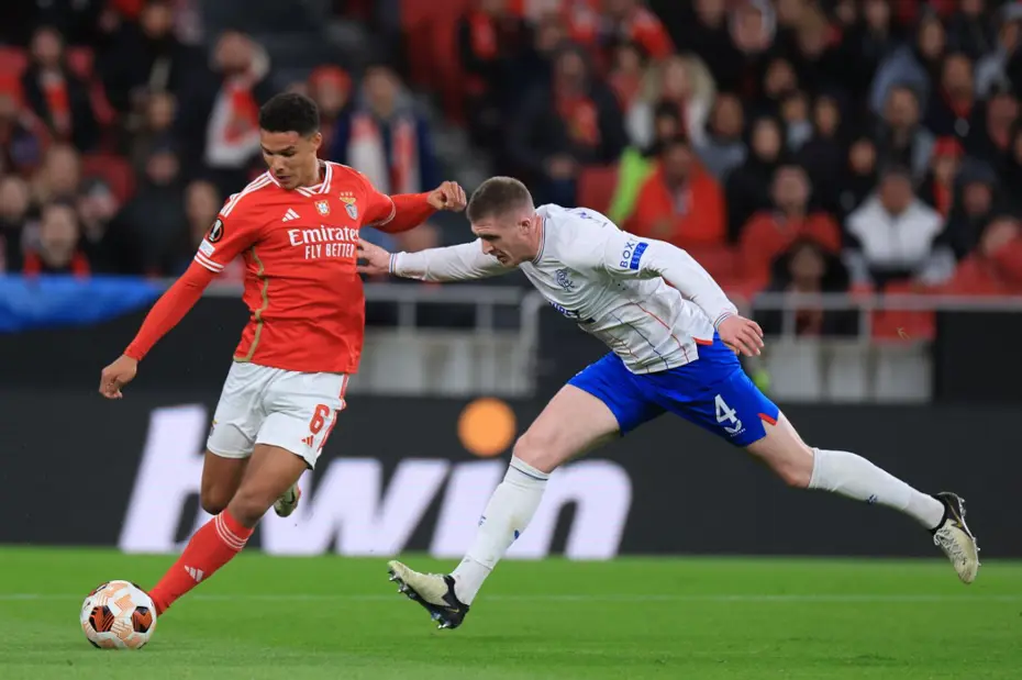Galatasaray'dan sağ beke Alexander Bah sürprizi - 5 Galatasaray'dan sağ beke Alexander Bah sürprizi - 5