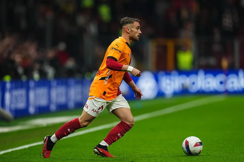 Galatasaray'da Yunus Akgün'ün kariyer sezonu - 6 Galatasaray'da Yunus Akgün'ün kariyer sezonu - 6