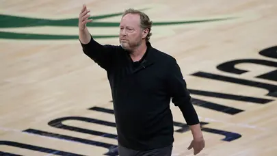 Phoenix Suns'ta Mike Budenholzer dönemi: 50 milyon dolarlık anlaşma