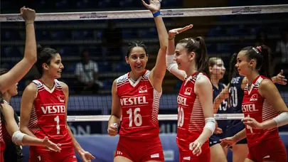 21 Yaş Altı Kadın Voleybol Milli Takımı dünya 5'incisi