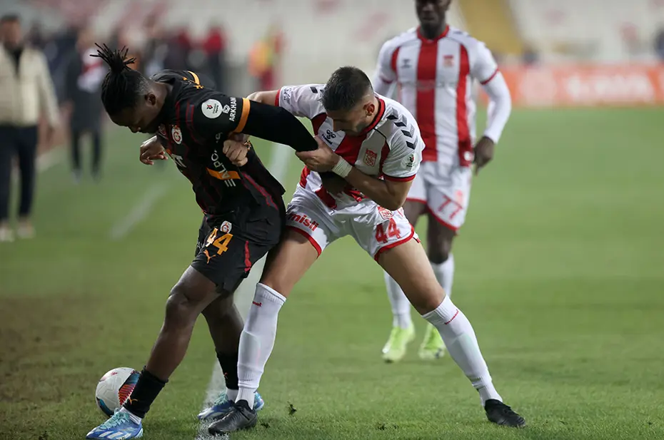 "Utanç gecesi" | Spor yazarları Sivasspor-Galatasaray maçı için ne dedi? - 3