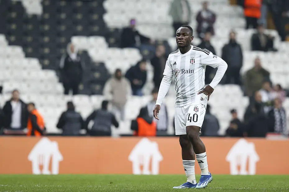 Erol Bulut'tan sürpriz transfer atağı: Süper Lig devinin yıldızını istiyor - 9 Erol Bulut'tan sürpriz transfer atağı: Süper Lig devinin yıldızını istiyor - 9