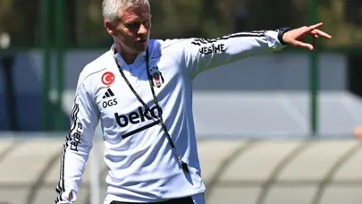 Solskjaer'den derbi öncesi son antrenmanda şaşırtan tercih