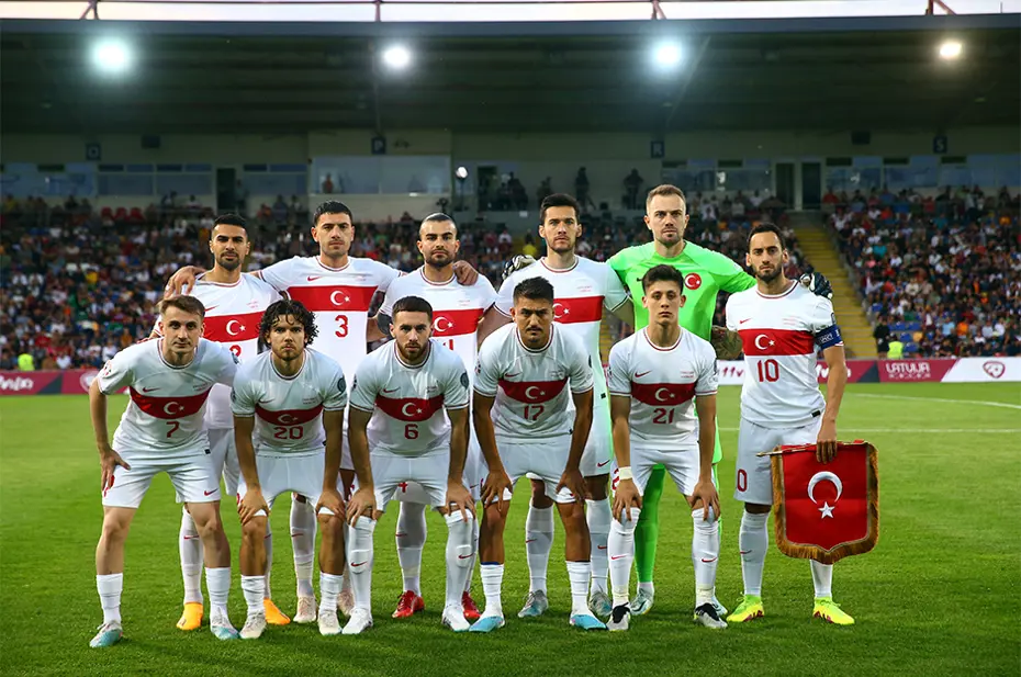 "Çok acı çekerek kazandık" Spor yazarları Milli Takım için ne dedi? - 4 "Çok acı çekerek kazandık" Spor yazarları Milli Takım için ne dedi? - 4