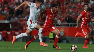 BENFICA LİDERLİK KOLTUĞUNDA!