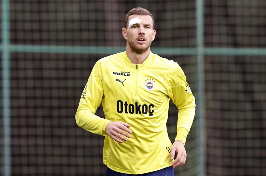 Dünya devinden Dzeko bombası: 39 yaşında geri dönüyor - 1
