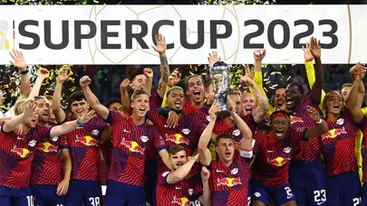 Dani Olmo'nun golleri Leipzig'e şampiyonluğu getirdi