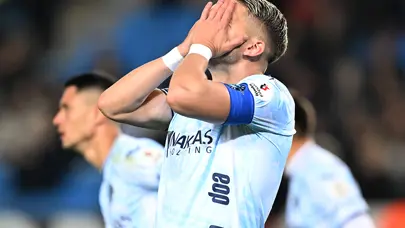 Adana Demirspor ligin dibine demir attı