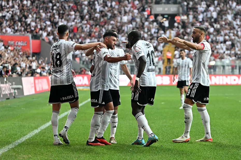 Türk takımlarının UEFA geliri belli oldu: Hangi takım, ne kadar kazandı? - 3 Türk takımlarının UEFA geliri belli oldu: Hangi takım, ne kadar kazandı? - 3