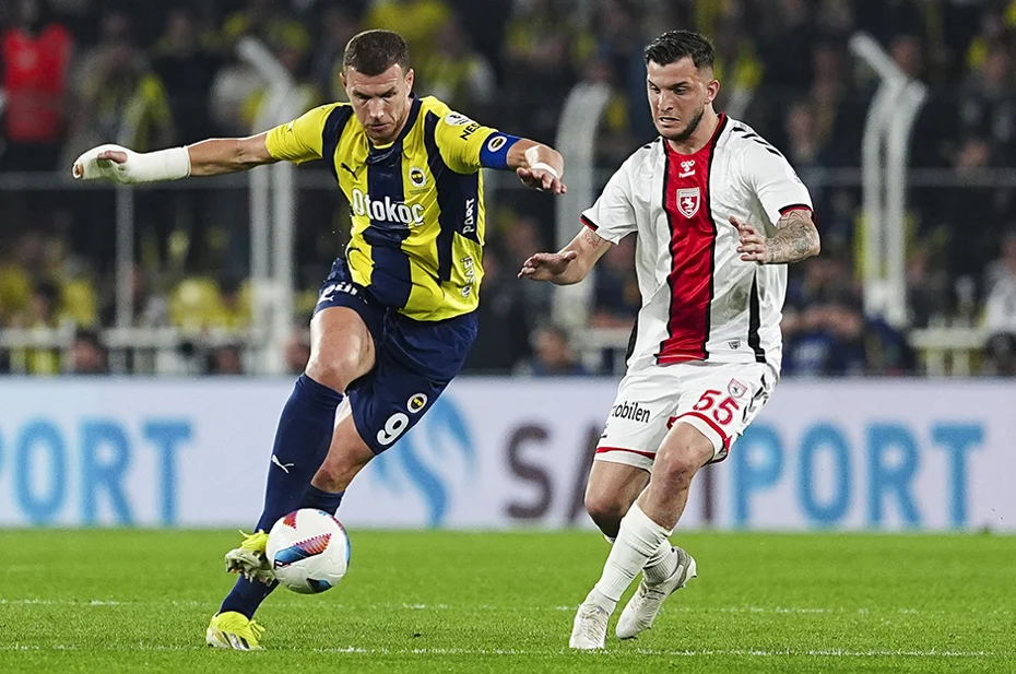 "Şampiyonluğa veda maçı" | Spor yazarları Fenerbahçe için ne dedi? - 1 "Şampiyonluğa veda maçı" | Spor yazarları Fenerbahçe için ne dedi? - 1