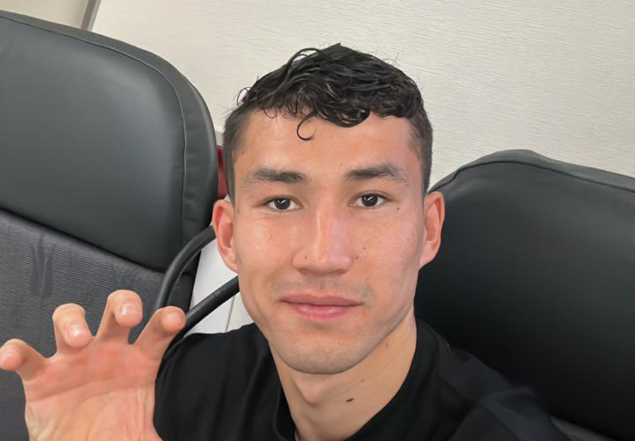 Bakhtiyor Zaynutdinov, İstanbul'da: Yeni transfer formayı giydi