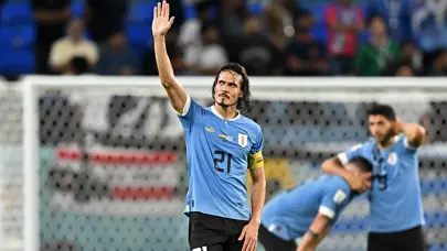 Edinson Cavani milli takımı bıraktı