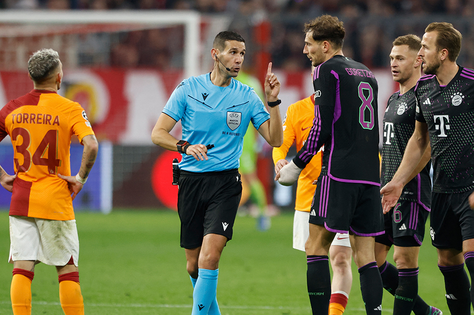 Galatasaray, Bayern maçının hakemini UEFA'ya şikayet etti: "VAR protokolü çiğnendi"