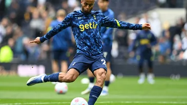 Tottenham yıldız oyuncunun ayrılığını duyurdu
