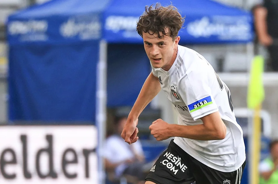 Beşiktaş'ın Emirhan Delibaş kararı Avrupa'da manşetlerde - 1