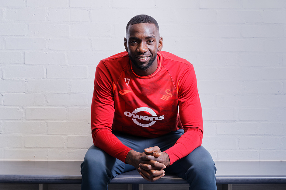 Çaykur Rizespor'dan ayrılan Yannick Bolasie imzayı attı