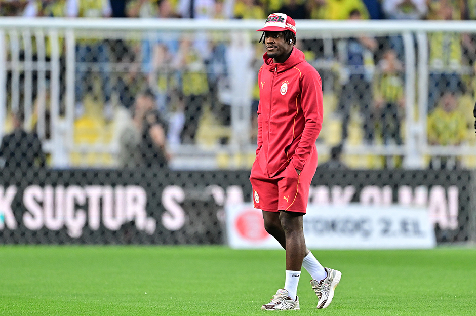 Batshuayi, derbideki hareketi nedeniyle PFDK'lık oldu