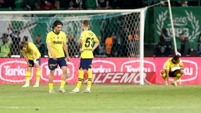 Fenerbahçe'de yolcular belli oluyor: Ayrılık listesinde şaşırtan isim