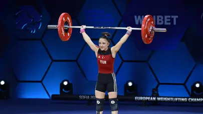 Avrupa Halter Şampiyonası'na mükemmel başlangıç: 3 altın, 2 gümüş madalya