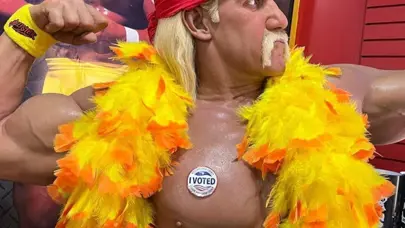 Dünyaca ünlü güreşçi Hulk Hogan artık yürüyemiyor