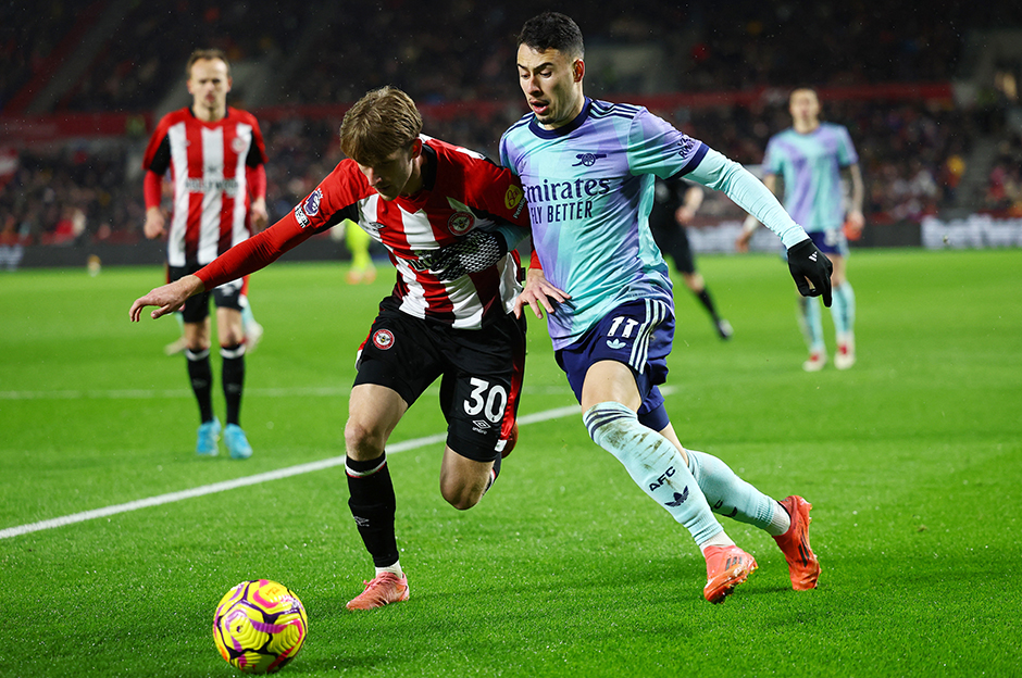 Arsenal 2025'e galibiyetle girdi