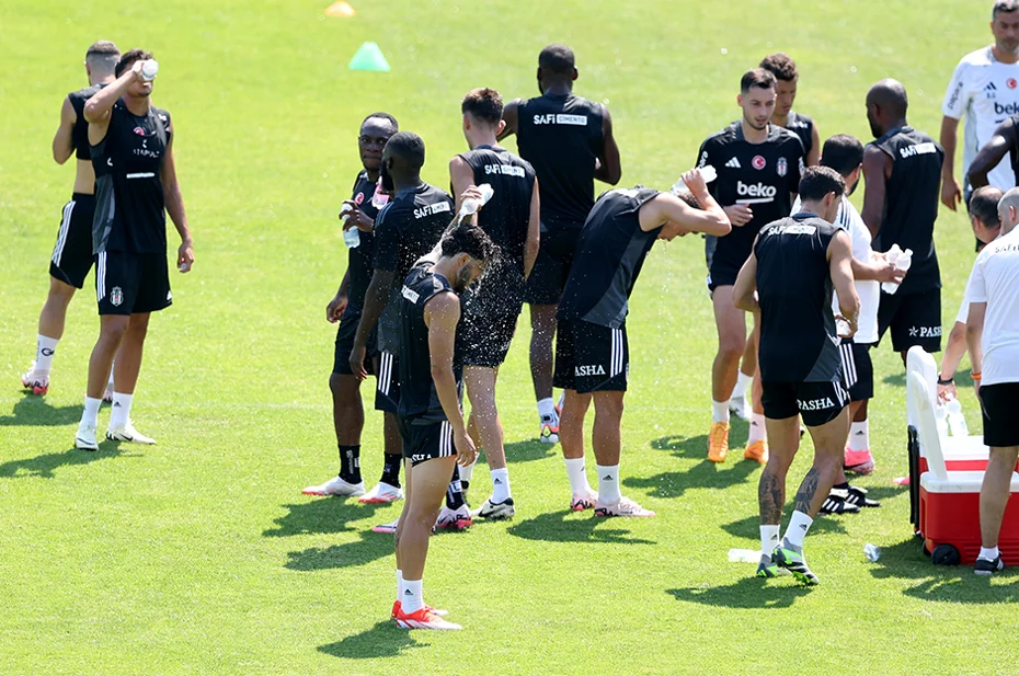 Beşiktaş'ı Maribor'da sıcak bastı! - 1