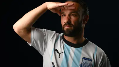 Mathieu Valbuena 1 yıllık imzayı attı; sürpriz transfer