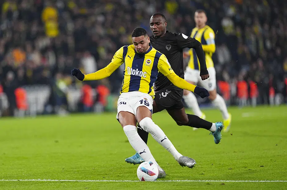 Trio yorumcular Fenerbahçe - Hatayspor maçının tartışmalı pozisyonlarını değerlendirdi: Kırmızı kart ve penaltı - 2
