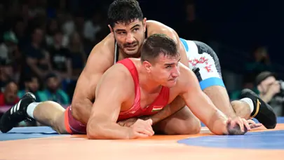 SON DAKİKA | Taha Akgül, Paris 2024'te yarı finalde