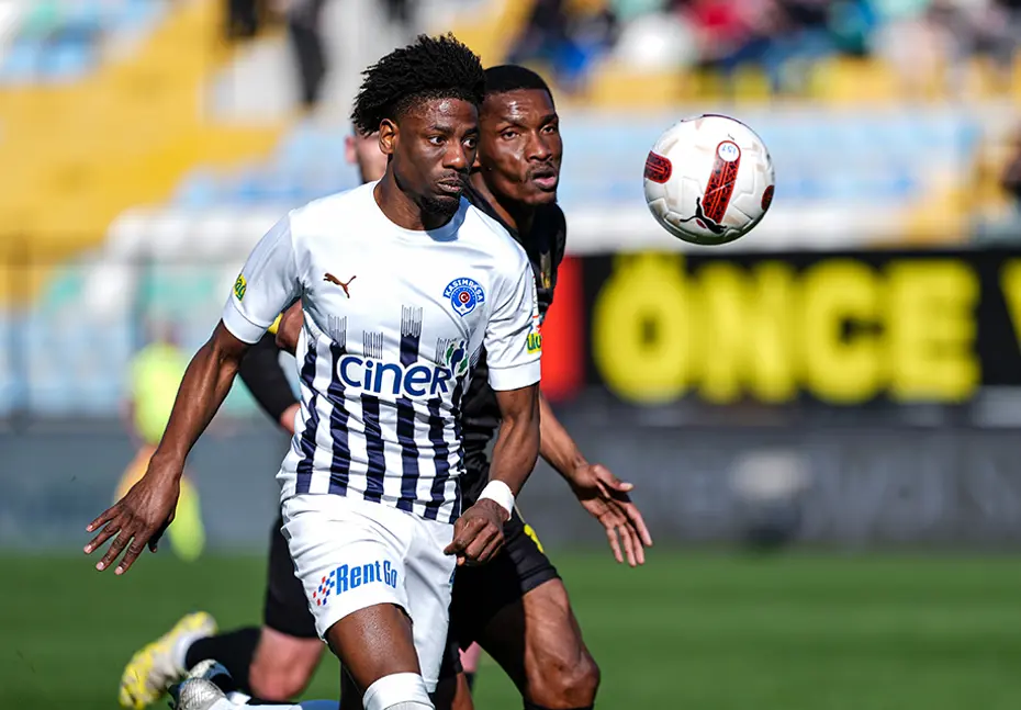 Süper Lig'de 2023/24 sezonunun gol kralı Icardi - 10