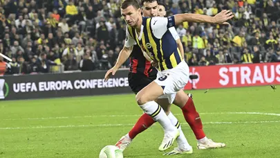 Edin Dzeko, Konferans Ligi'nde "Haftanın Oyuncusu" adayı