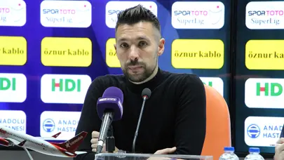 Celtic'te adaylar netleşiyor: Francesco Farioli'yle ilk görüşme