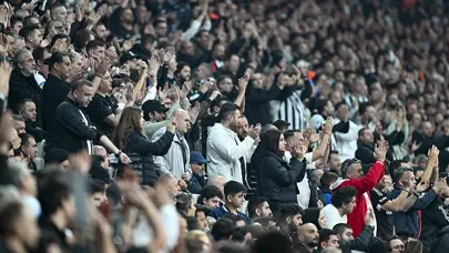 Beşiktaş-Tirana maçında "yönetim istifa" sesleri