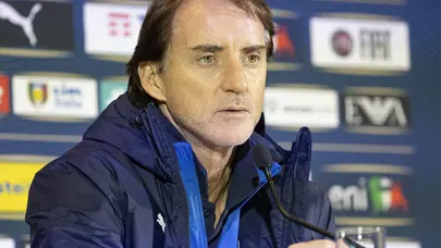 Roberto Mancini'den Mario Balotelli'ye kara haber!