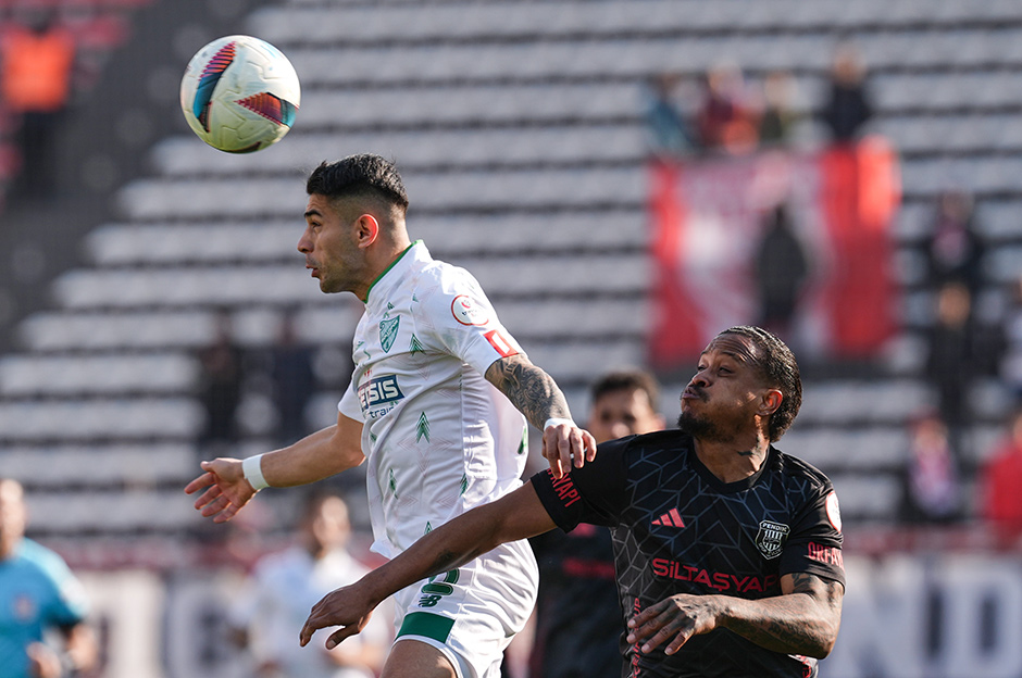 Pendikspor, Boluspor'u puansız gönderdi