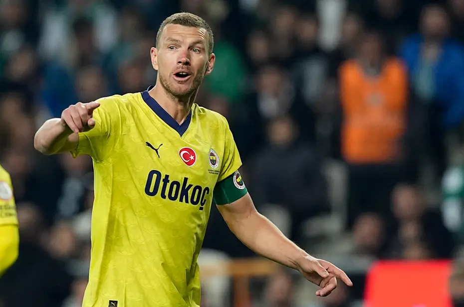 Edin Dzeko'dan "Ayrılacak mısın?" sorusuna flaş cevap: Fenerbahçe'den karar çıktı - 4