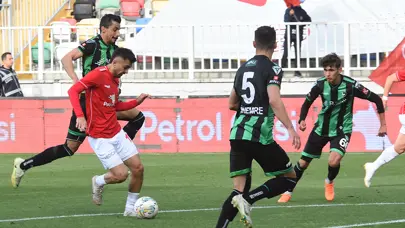 Denizlispor'da 5 futbolcu, kulübü TFF'ye şikayet etti