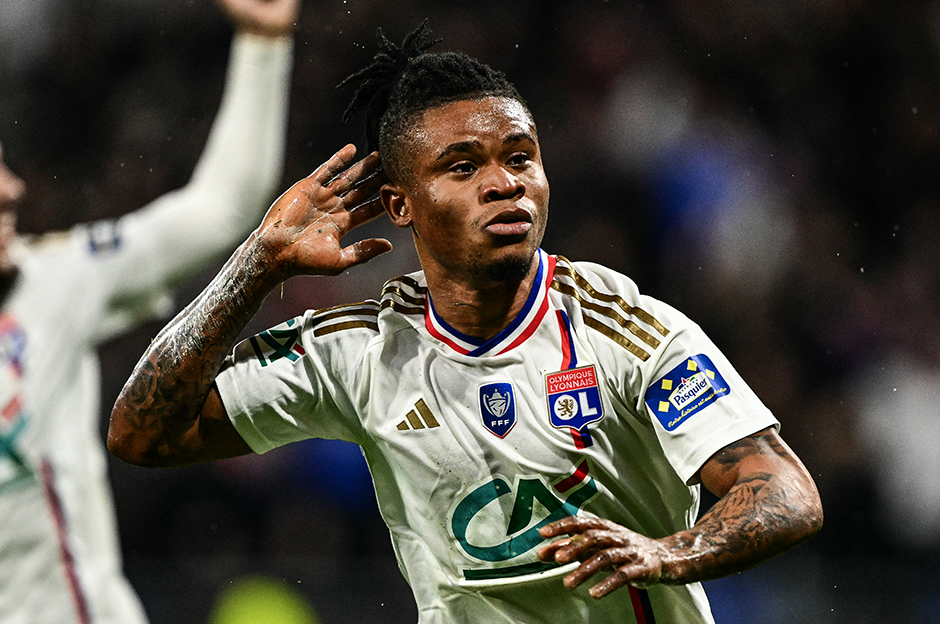 Trabzonspor 10 milyon euroyu gözden çıkardığı yıldız için bastırıyor