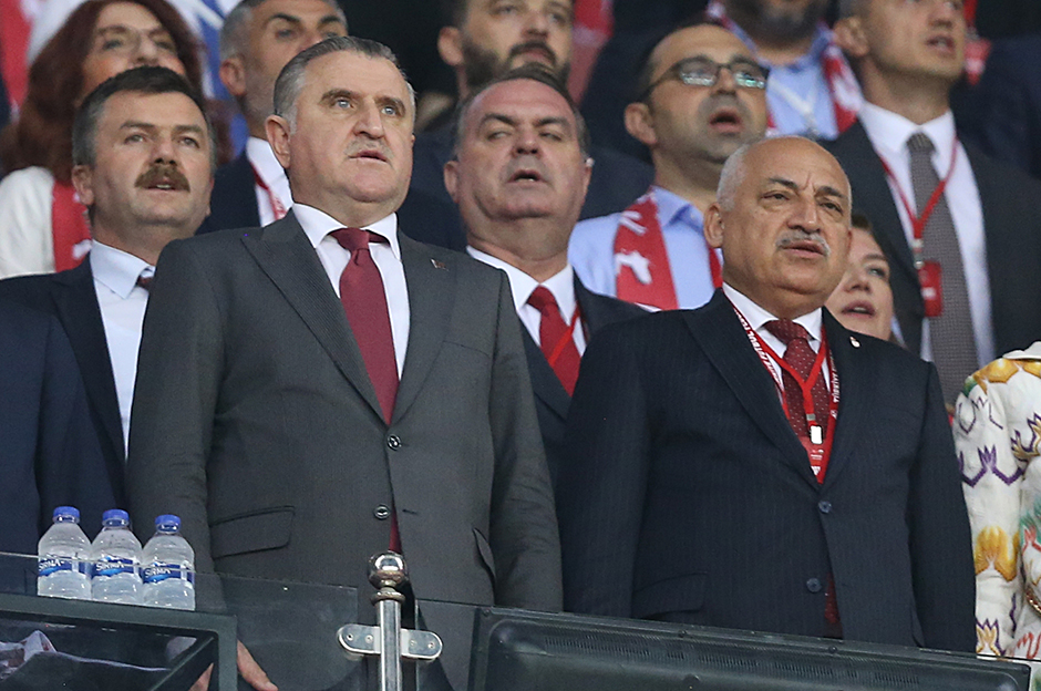 Bakan Osman Aşkın Bak: İyi mücadele ettik, önemli bir galibiyet aldık
