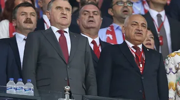 Bakan Osman Aşkın Bak: İyi mücadele ettik, önemli bir galibiyet aldık