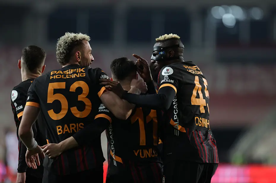 Galatasaray - Trabzonspor maçı canlı izle bilgisi | Galatasaray - Trabzonspor derbisini veren yabancı kanallar - 2