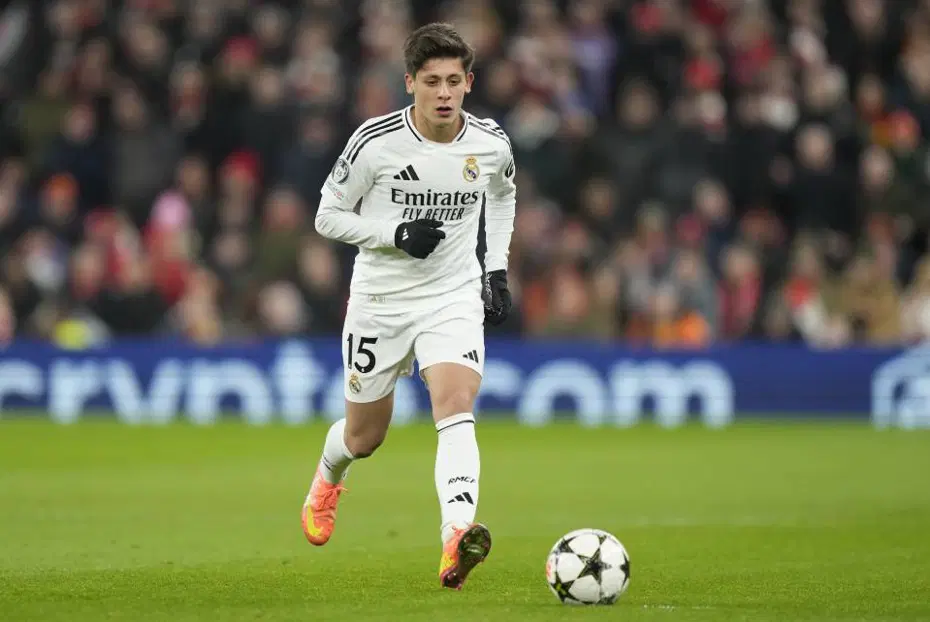 Arda Güler'i bekleyen büyük tehlike: Real Madrid defteri kapanabilir - 4