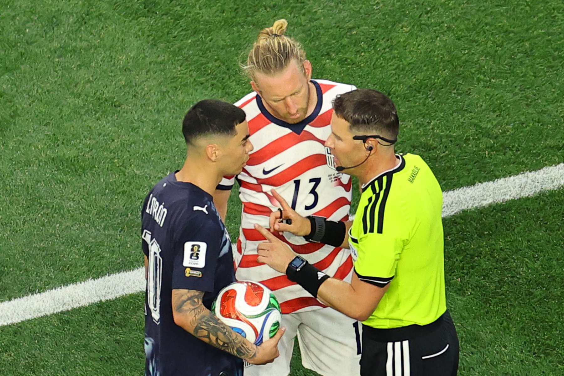 VAR Resmen 'Dur Orada!' Dedi, Kanada Tarihi Puanını Kaptı!