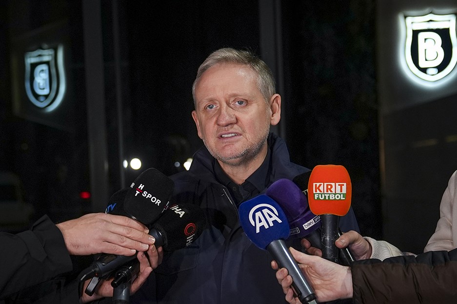 Göksel Gümüşdağ'dan Burak Pakkan ve MHK'ya zehir zemberek sözler: "Kalma ihtimali sıfır"